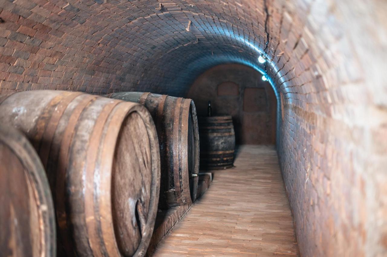 Winzerhof Kuessler - Weinviertel Stillfried Exterior foto