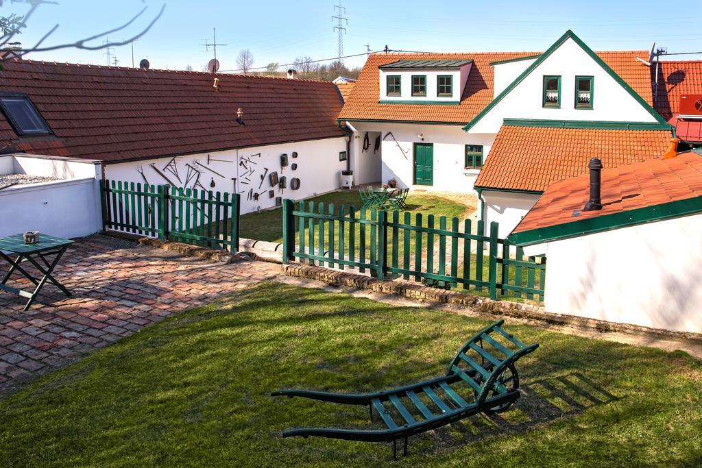 Winzerhof Kuessler - Weinviertel Stillfried Exterior foto
